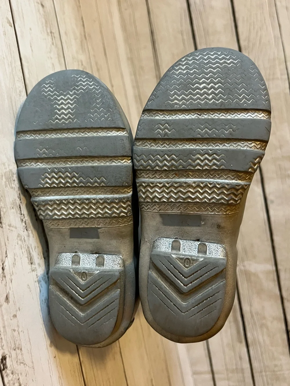Toddler Girl’s Silver Hunter Boots Size 11